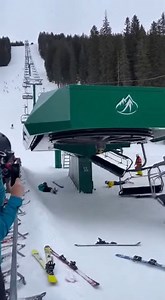 Chaotic Scenes As Ski Lift Malfunctions And Runs Backwards #SkiLiftFail #WinterDisaster 🎬This video was produced by Network Media and Blue-X Studio | What Just Happened