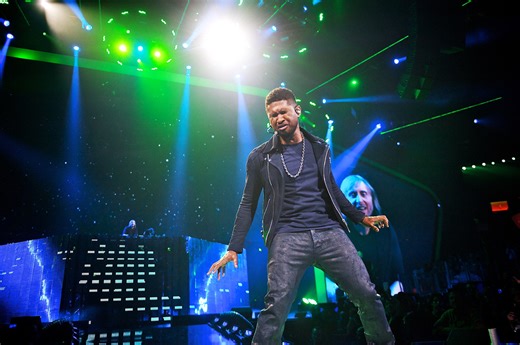"Usher Rants About Absentee Fathers at BET Awards (Video)"
