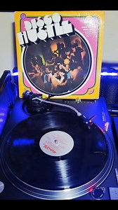 I'm featuring this double album from 1976. Disco Hustle with 21 of the hottest Hustle songs from that era. Shoutout to all my followers who used to do the Hustle back in the day.... Checkout my music Flashdrives on my website with these classics. #djapaza #thehustle #1976 #disco #oldschool | dj_apaza