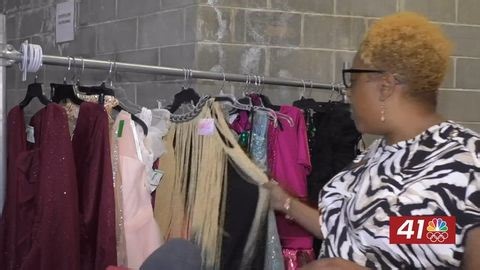 Goodwill in Macon offers high schoolers inexpensive prom dresses | Haystack News