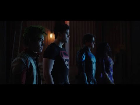 Dc Titans 3x01 | Titans Intro Scene | Titans Fighting Crime | Netflix Geeked