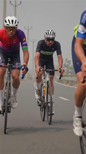 AI picture video cycling enjoy 💪😍 #viralvideo
