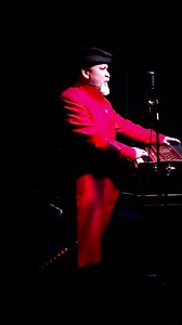 Aye Chand Yahan Na Nikla Kar. Lyrics: Habib Jalib Singer: Mustafeez Raja Presented by Studio 55 Productions USA. | Studio 55 Productions