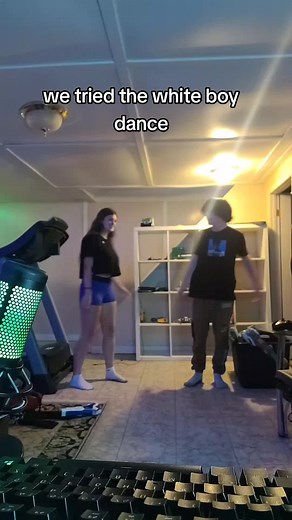 Avery (@av33ry)’s videos with Original sound - Dadood