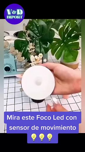 Foco Led con sensor de movimiento #foco #focoled #focosensor #sensor #sensordemovimiento #novedades #hogar #cosasdelhogar