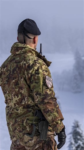 Italian soldiers from the Regional Command-West, part of the NATO-led KFOR mission, continue to carry out their daily activities along the Administrative Boundary Line (ABL) and across Kosovo. They conducted patrols aimed at ensuring a visible and reassuring presence on the ground, while enhancing situational awareness. Through their professionalism and commitment, they contribute to regional stability and play a key role in KFOR’s ongoing mission to maintain a safe and secure environment for al