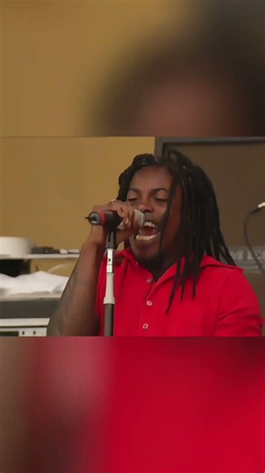 Sevendust performs 'Home' Live at Woodstock ‘99