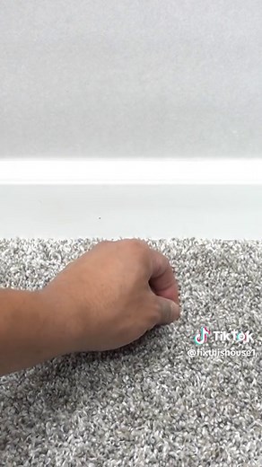 FULL video on my YouTube Channel! link up on my bio! SUBSCRIBE! 👍🏽😊. . . . . . . . #howtopaint #baseboards #baseboard #baseboardpaint #hometrim #painting #painttrim #paintdiy #painthowto #doityourself #diyproject #homerenovation #trimcarpentry #fy #fyp #homeremodel