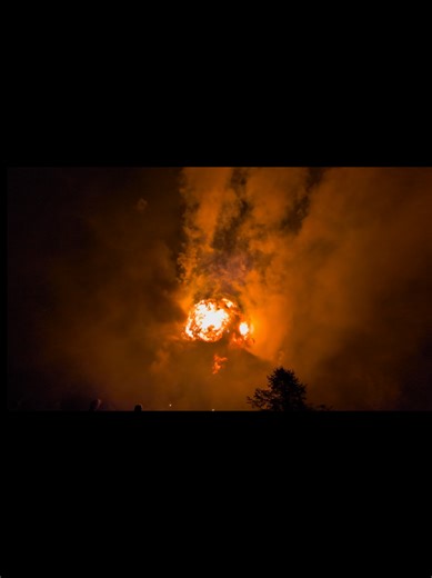 #fuelmines #fireball #neopg #foryoupage #fyp #pyro #fireworks #finale #cobra #pyrotechnican