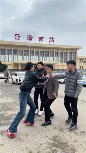 🔥 Real Street Fight Scene | Fast Martial Arts Action | Epic Moves 😱