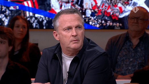 Van den Brom adviseert Ajax drastische maatregel: 'Ze moeten als deze Eredivisieclub gaan spelen'