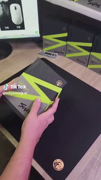 Scyrox V6 Mouse Unboxing Review: 30,000 DPI Explained