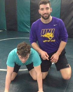 California state coach Ryan Loder shows @snyderman45 whip over | California USA Wrestling Inc