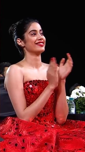 Shah Rukh Khan ❤️ Kajol | Jab Pyaar Amar Ho Ye Jodi Kabhi Old Nahi Hoti#shahrukh_khan#kajol#trending