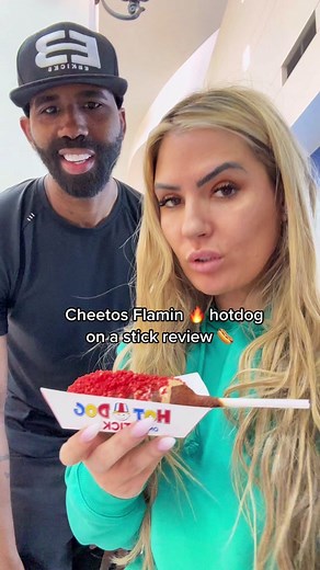 Cheetos Flamin Hotdog on a Stick Review