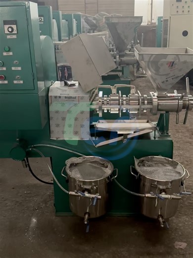 Oil pressing and refining equipment #oilpress #oilpressmachine