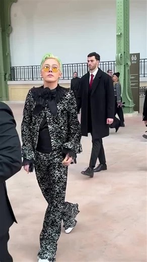 G-Dragon: Redefining Style and Artistic Elegance