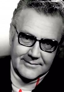 Legendary Bass singers’s low C as Baron Ochs in Richard Strauss’ Der Rosenkavalier : Ludwig Weber (1942), Emanuel List (1946), Emanuel List (1949), Ludwig Weber (1954), Kurt Böhme (1959), Otto Edelmann (1962), Manfred Jungwirth (1969), Theo Adam (1969), Walter Berry (1971), Jules Bastin (1977), Karl Ridderbusch (1978), Manfred Jungwirth (1979), Kurt Moll (1982), Kurt Moll (1984), Aage Haugland (1985), Theo Adam (1985), Kurt Rydl (1991), Kurt Moll (1994), Daniel Lewis Williams (2004), Kurt Rydl (