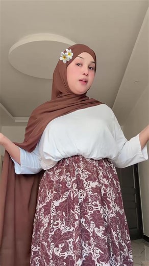 ‏Xalimo calol kuş iso qora 😂