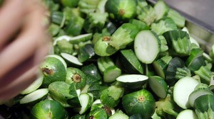 188K views · 1.2K reactions | See how Chef Dan Barber transforms left-behind food into delicious dishes. | Save the Food | Facebook