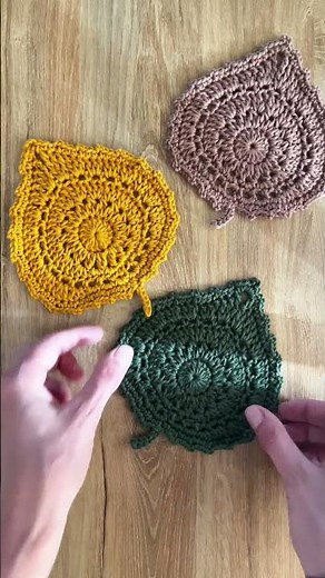 🍂 Crocheted Autumn Leaves - Quick & Easy Decor