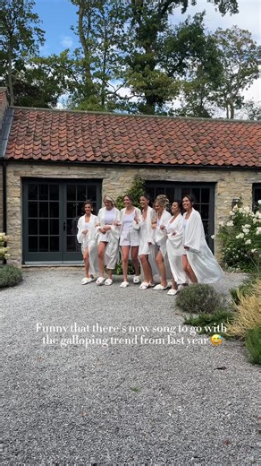 Wedding Mornings with a Soundtrack: Bridgerton Style