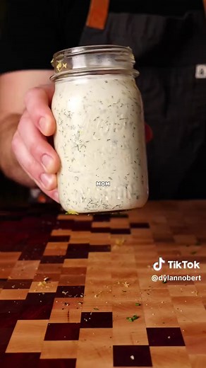 Homemade Ranch Dressing for Fried Chicken