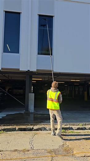 Commercial Window Cleaning in Nashville TN