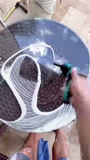 Limpieza de mesa de cristal muy satisfactoria #shortsvideos #parati