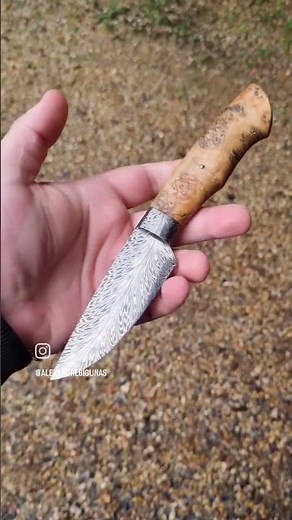 Mini damascus knife 🔥 Feather damascus #handmade