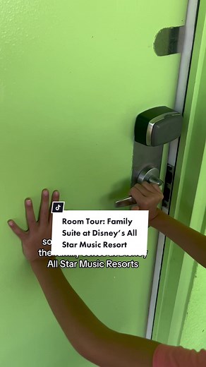 Disney's All Star Music Resort Family Suite Tour