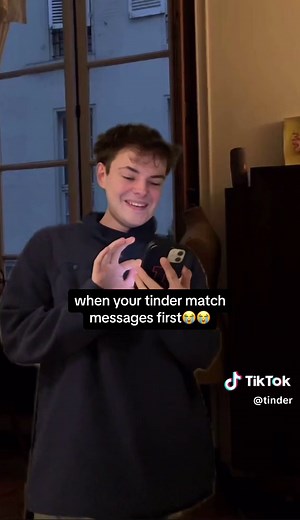 Navigating First Messages on Tinder: Tips and Insights