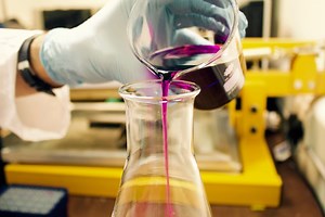 5 vienkārši un ātri eksperimenti, ko veikt mājās kopā ar bērniem