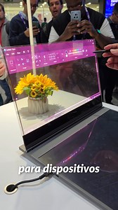 21K views · 389 reactions | PROBÉ EL PC PORTÁTIL TRANSPARENTE!!!!!!! ¿La pantalla del futuro? | Tecnonauta | Facebook