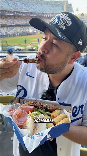 This is the best food you can eat at Dodger Stadium #dodgers #losangeles #stadium