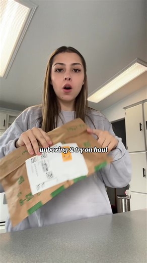 Mom Cozy Nursing Bra Unboxing and Try-On Review