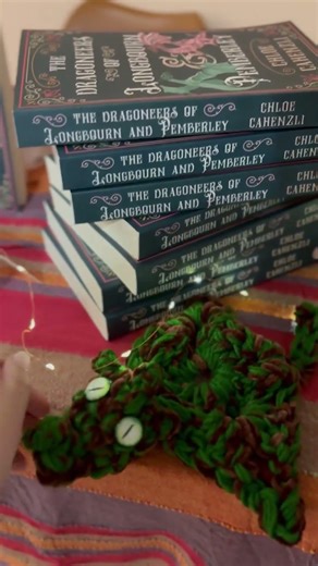 (Review) The best book for all ages! Book club approved | Chloe Cahenzli