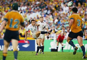 5.3K views · 131 reactions | ＼語り継がれる劇的ドロップゴールgbeng ／ #RWC2003 決勝で #ジョニーウィルキンソン 選手が魅せたこのシーンを皆さん知っていますか？ #RWC2023 #今年はラグビーワールドカップイヤー | ラグビーワールドカップ | Facebook
