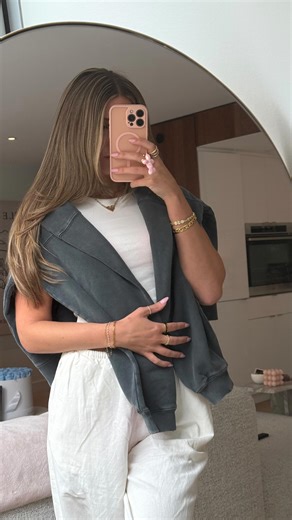 carla bezanson on Instagram: "I do be missing mine #fyp #foryoupage"