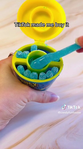 Juicy Drop Dip ‘N Stix 💦 #candytok #tiktokmademebuyit #trend #candy #fyp #asmr #tiktokmademebuythis