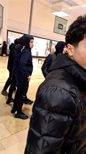 Vuurwerk Spectacle in Rotterdam's Zuidplein