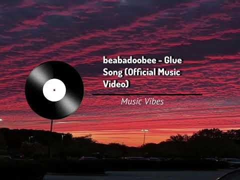 beabadoobee - Glue Song (Official Music Video)