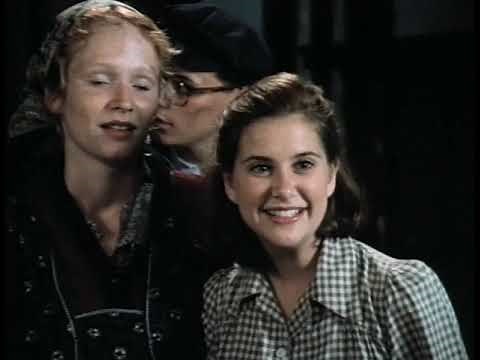 Hidden in Silence 1996 Ocultos en el silencio DOBLAJE ESPAÑOL LATINO