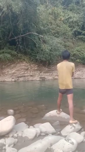Dynamite explosion 💥 into River #Fishing