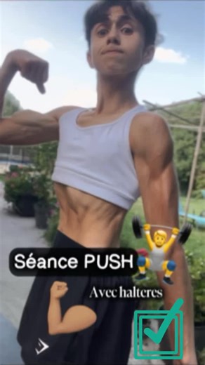 Crevette musclée 🦐 on Instagram: "Séance PUSH (pec épaules triceps) aux haltères 🏋️ Alors cette routine t’as plu ?😙 Si c’est le cas, abonne toi 😉 d’ailleurs venez sur Tiktok mes crustacés 🦐 qu’on voit les vrais la !!!!!! (Lien dans ma bio + ci dessous) sinon c’est @crevettemusclée comme sur insta et YouTube 😊 🔗 https://www.tiktok.com/@ysalie06?_r=1&_t=ZN-91ybSv2N410 Sinon comme d’hab vu que j’suis une âme charitable 😇: Récap de la séance : -développé couché -développe militaire -écarté p