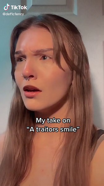 Been given this smile too many times to not know it like the back of my hand #fakefriends #donewiththebs