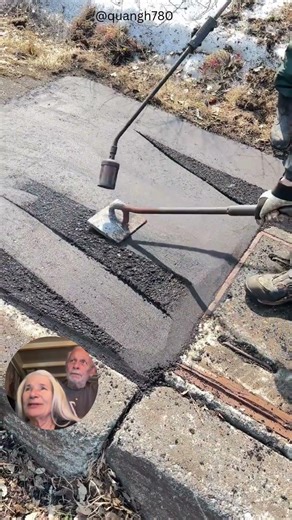 This Old-Timey Asphalt Method Looks Easy – It's Not #construction #skills