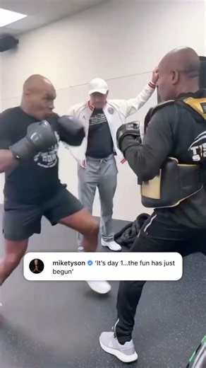 **HE TRAINS LIKE HE’S 25 🔥 Mike Tyson SHOCKS THE BOXING WORLD!**