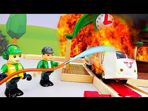 BRIO la ville des trains. Vidéo en français avec les jouets pour enfants.
