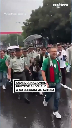 National Guard protects "Cuau" upon his arrival at the Azteca #CuauhtémocBlanco #estadioazteca #w...